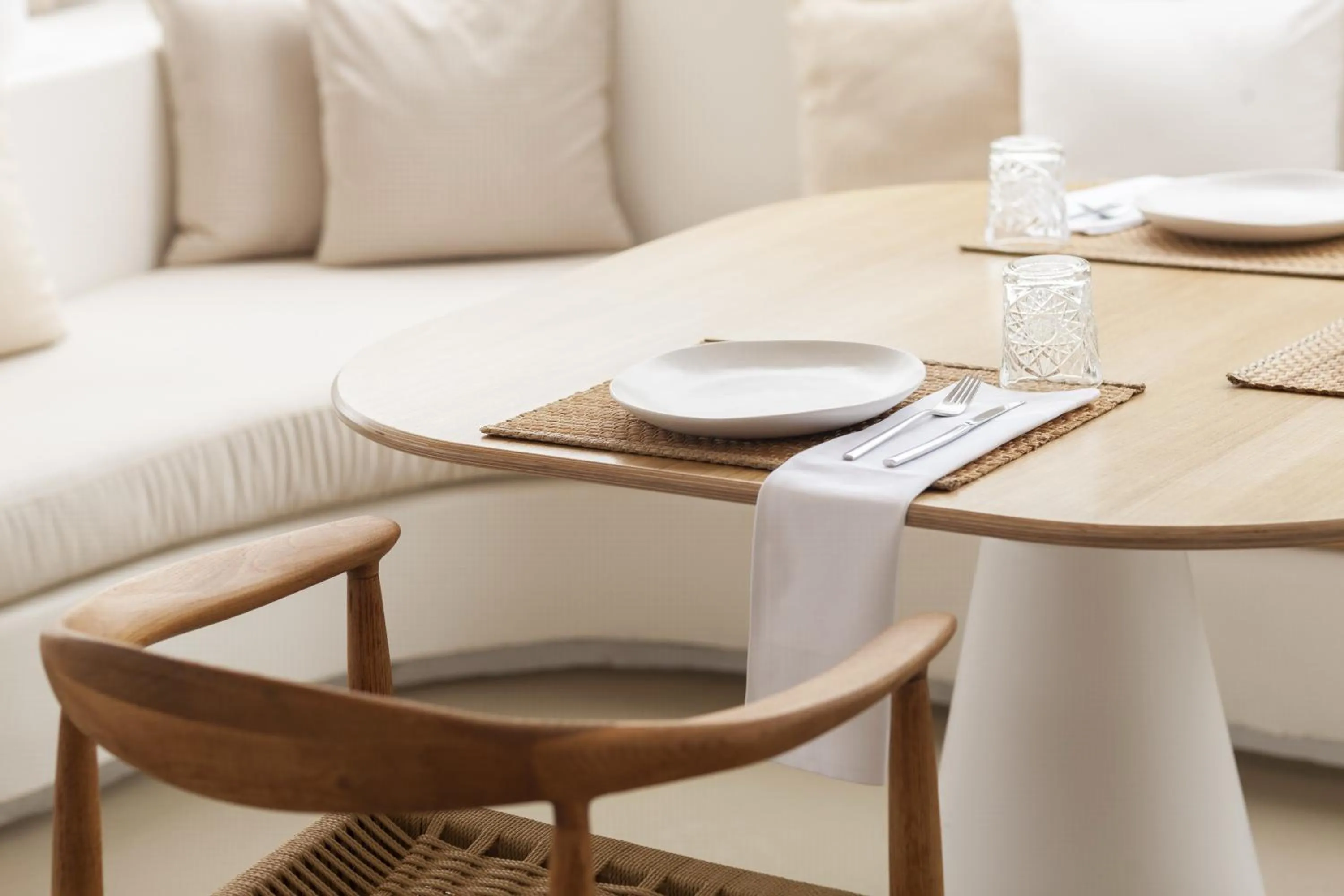 Restaurant/places to eat in Andronikos Hotel