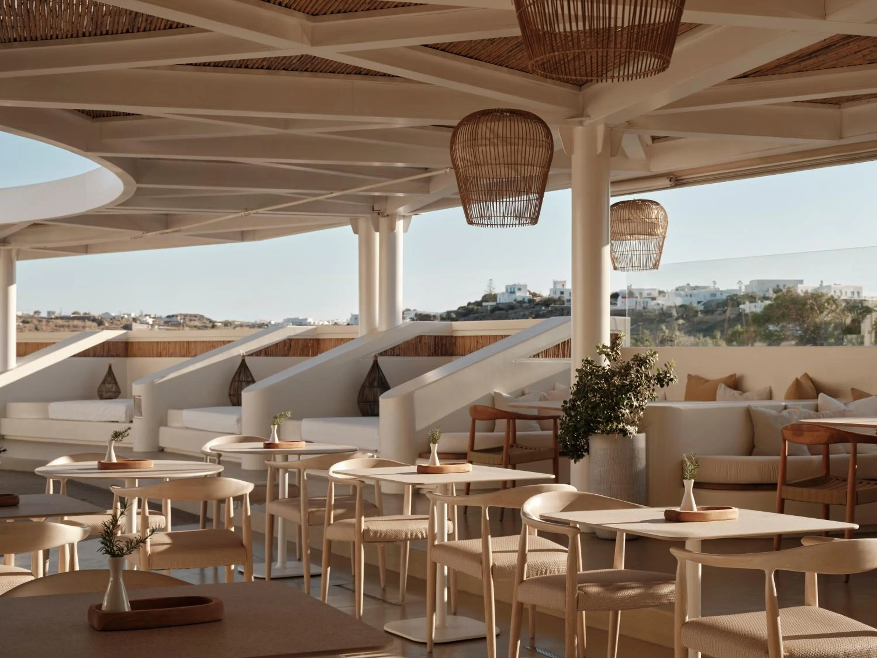 Restaurant/places to eat in Andronikos Hotel