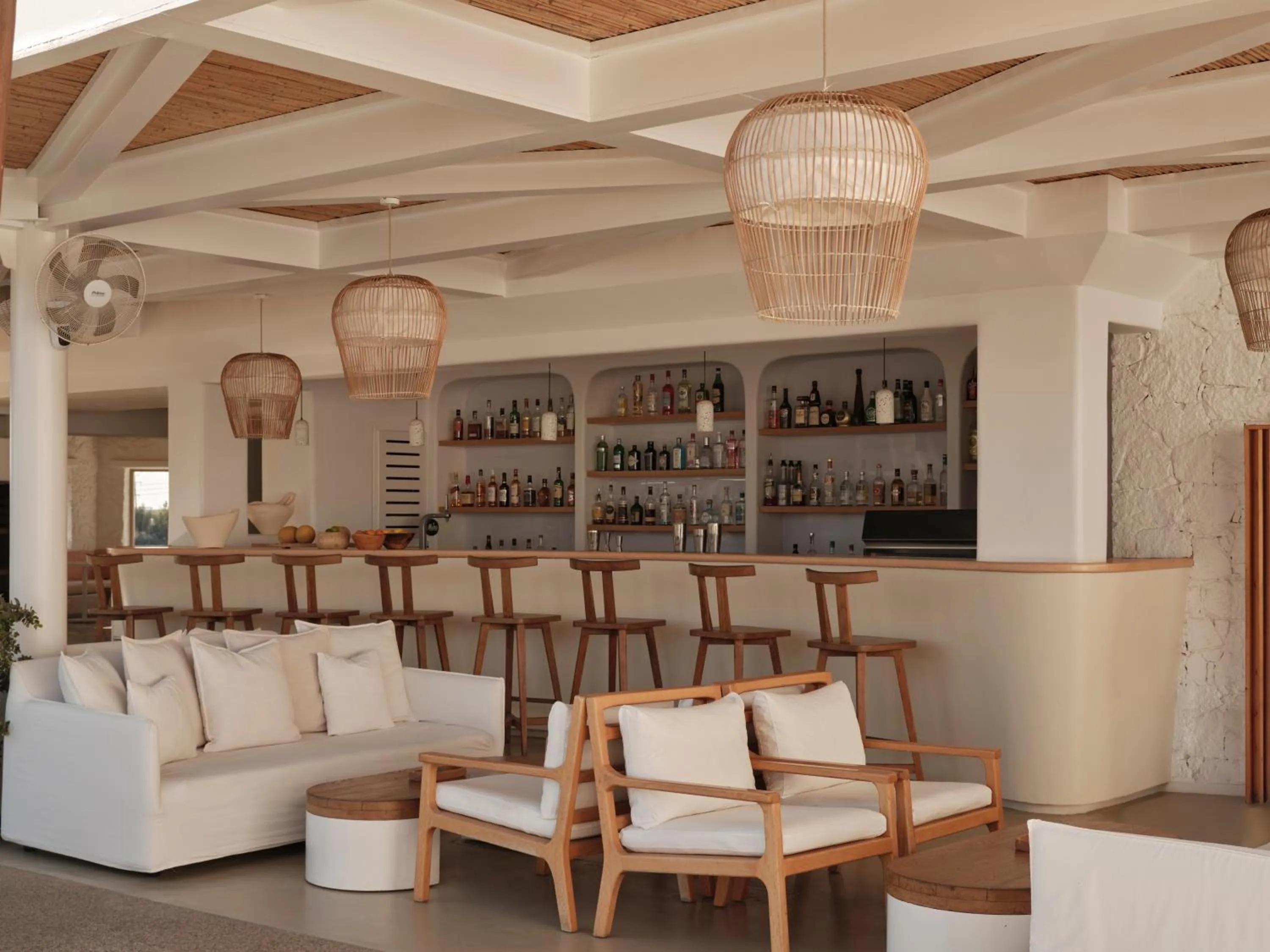 Lounge or bar in Andronikos Hotel