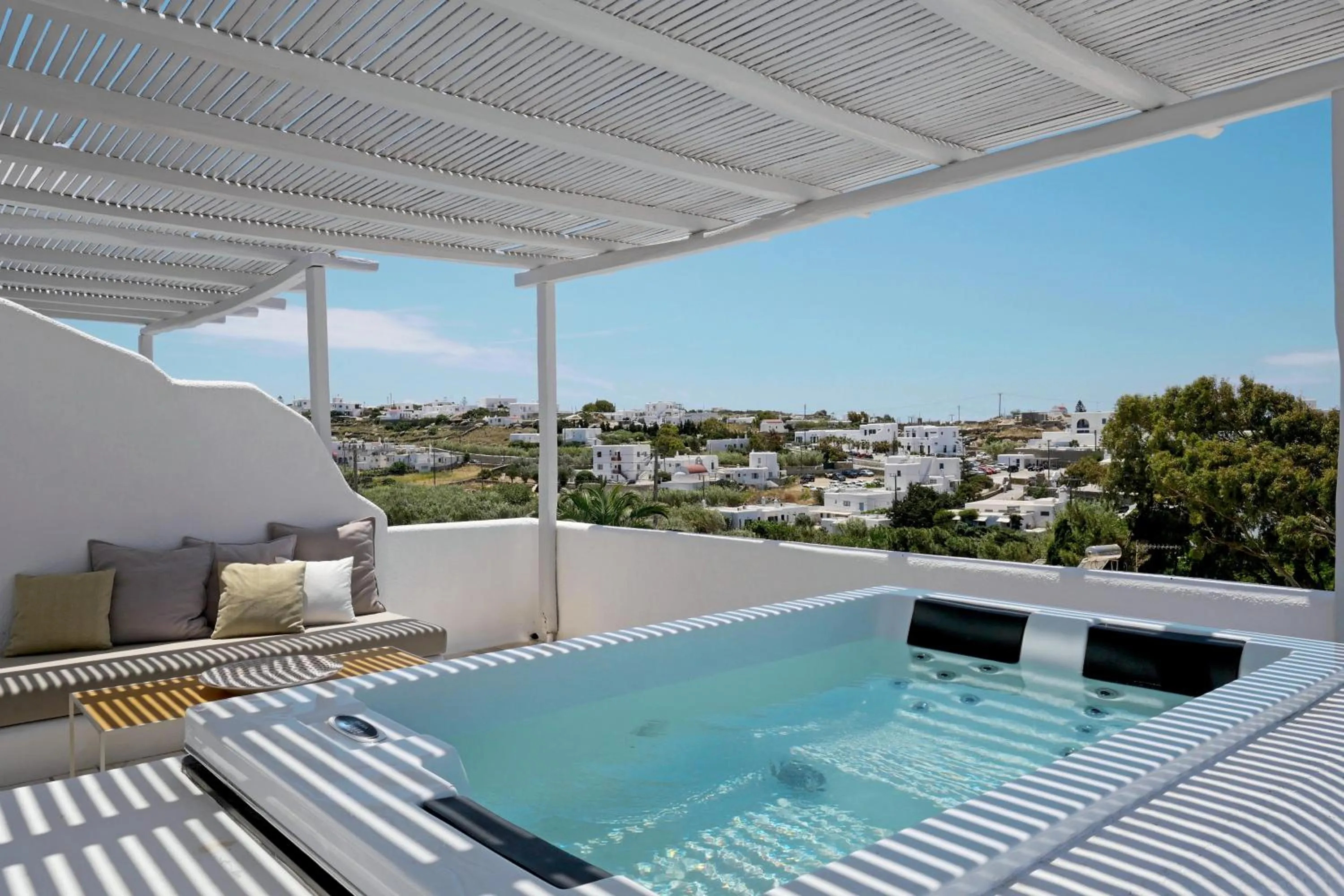 Bed in Andronikos Hotel