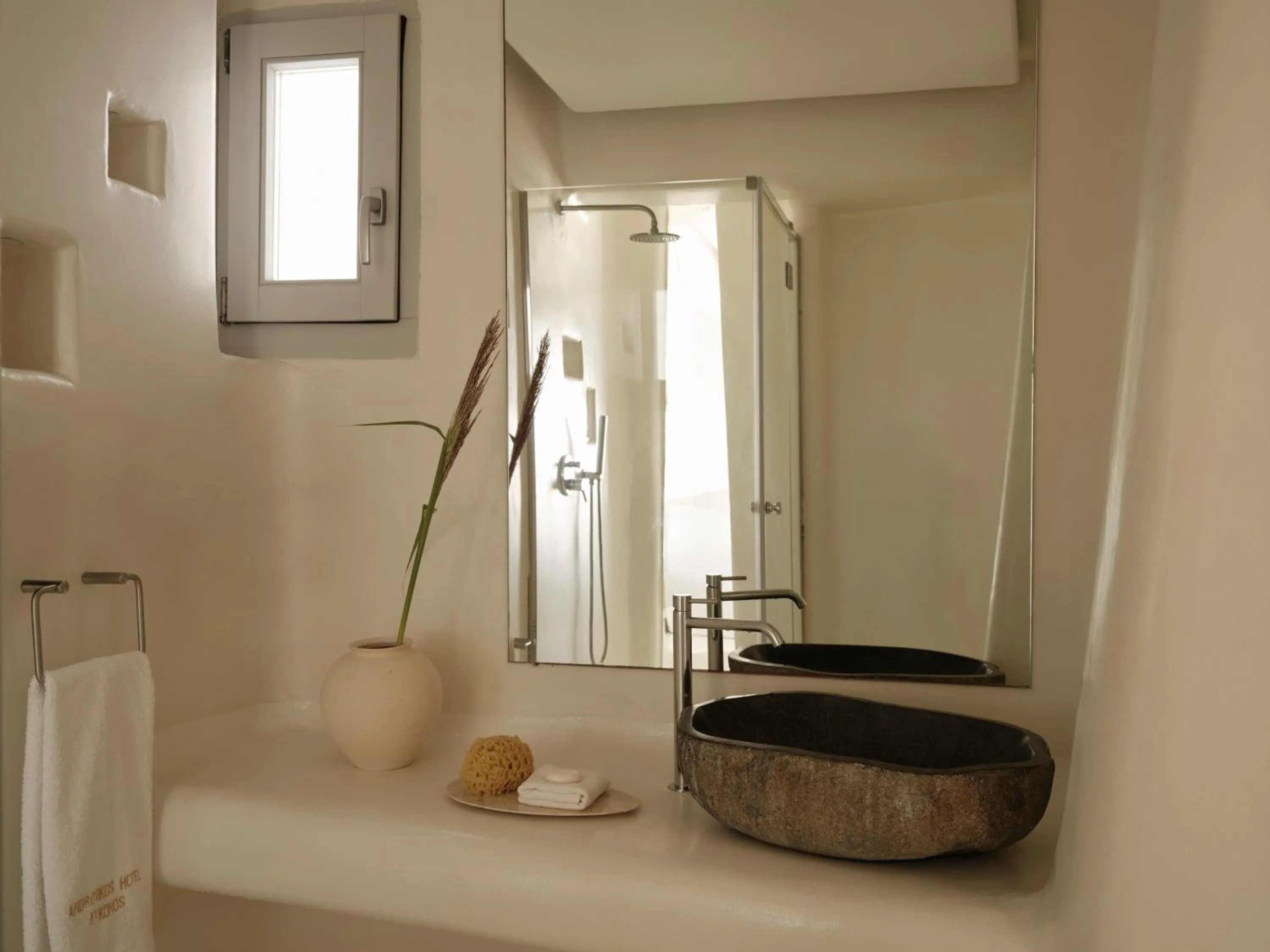 Bathroom in Andronikos Hotel