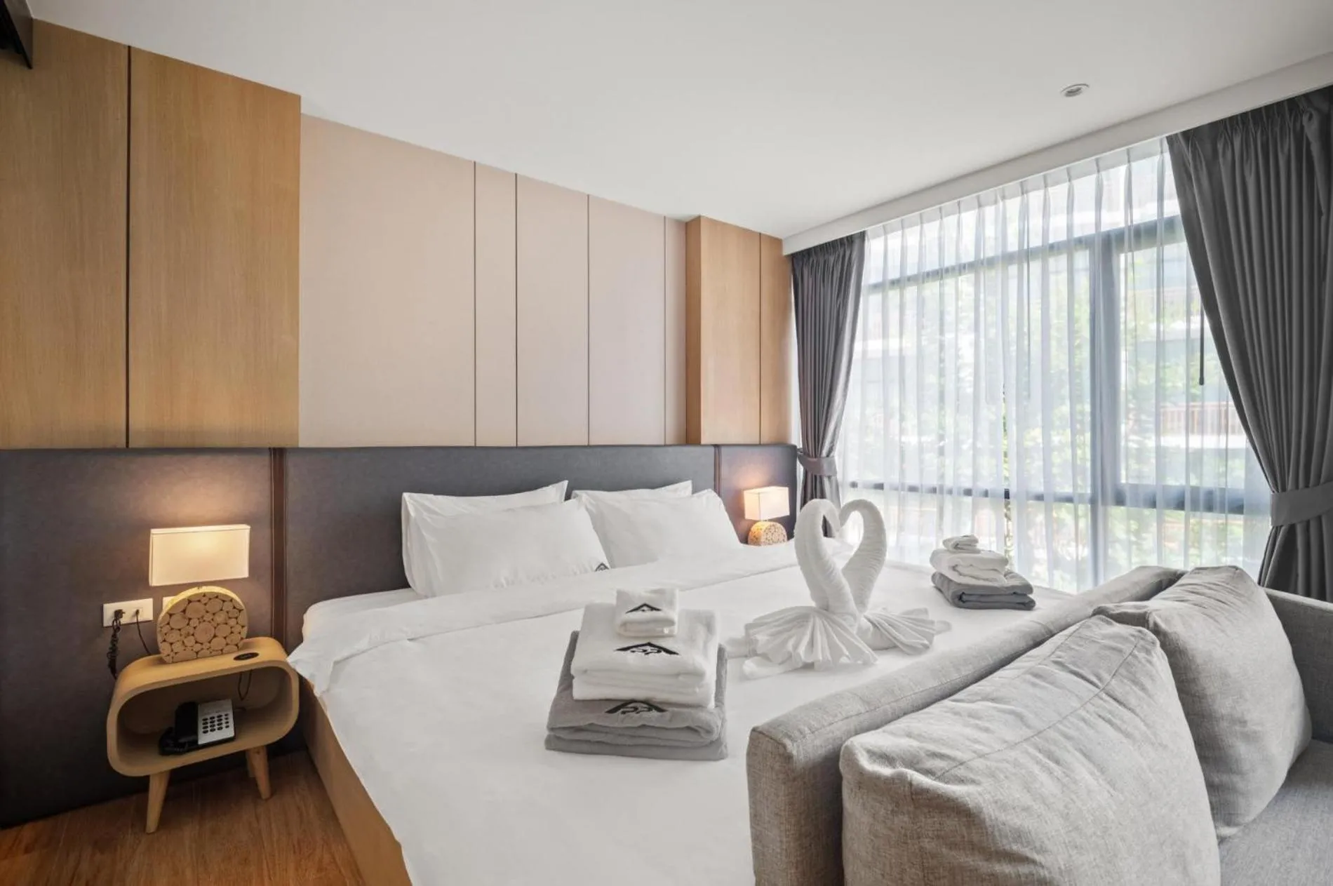 Apartment in Modern 1506 Condo in Wyndham Gardens on the beach