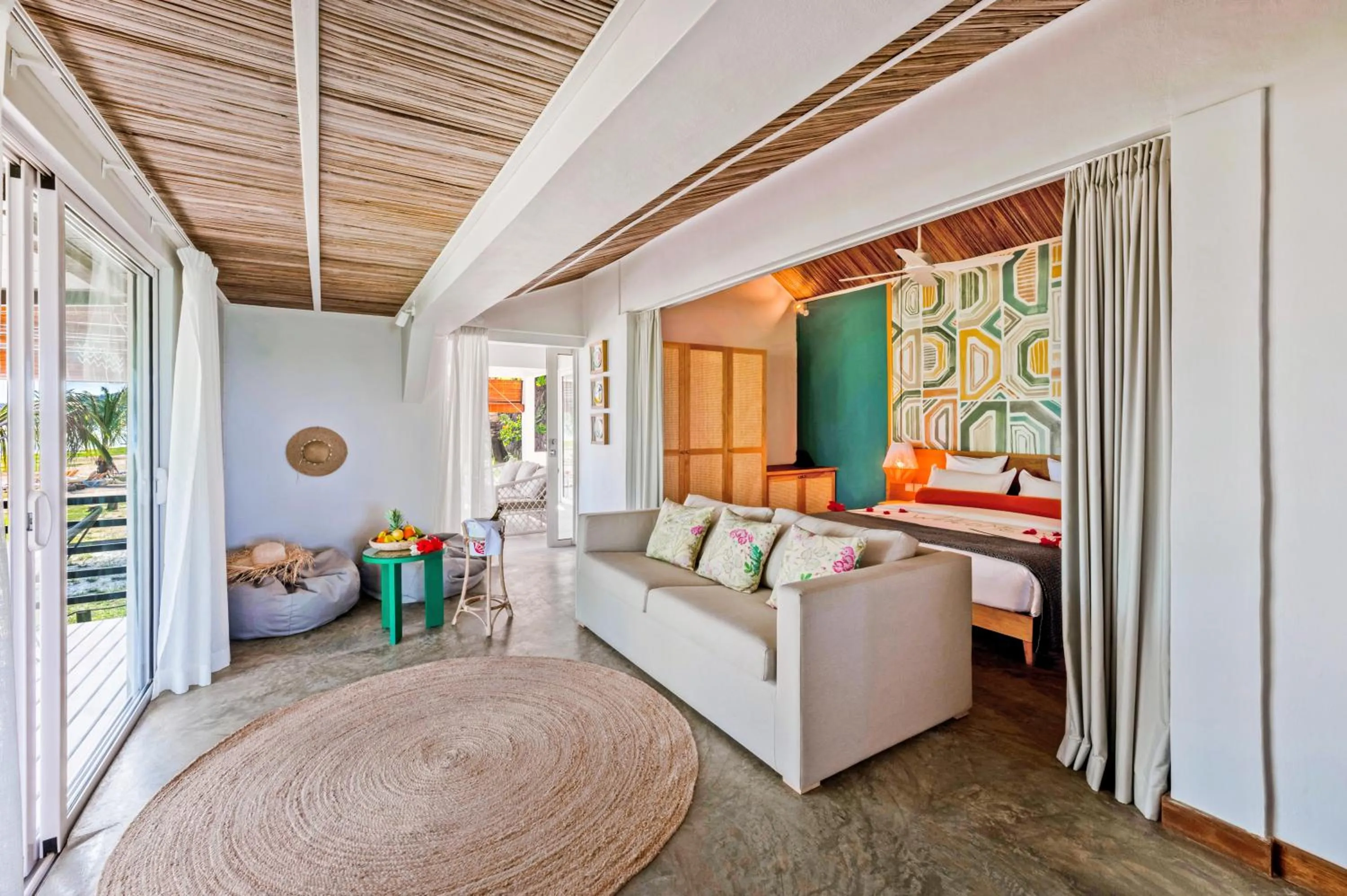 Living room, Bed in C Rodrigues Mourouk - Rodrigues Island