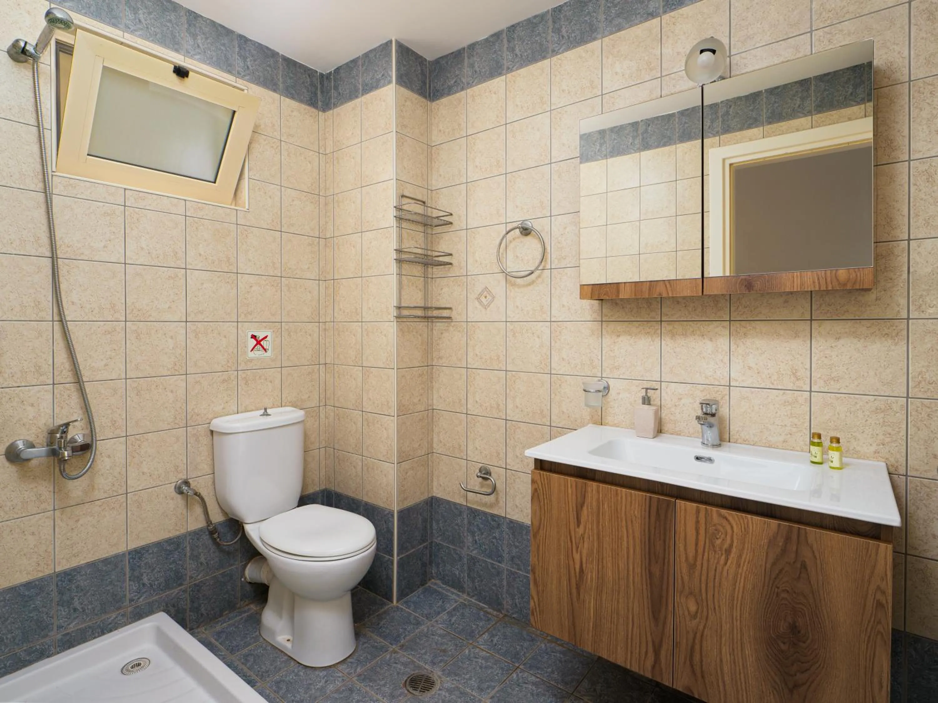 Bathroom in Fotis Studios Apartments