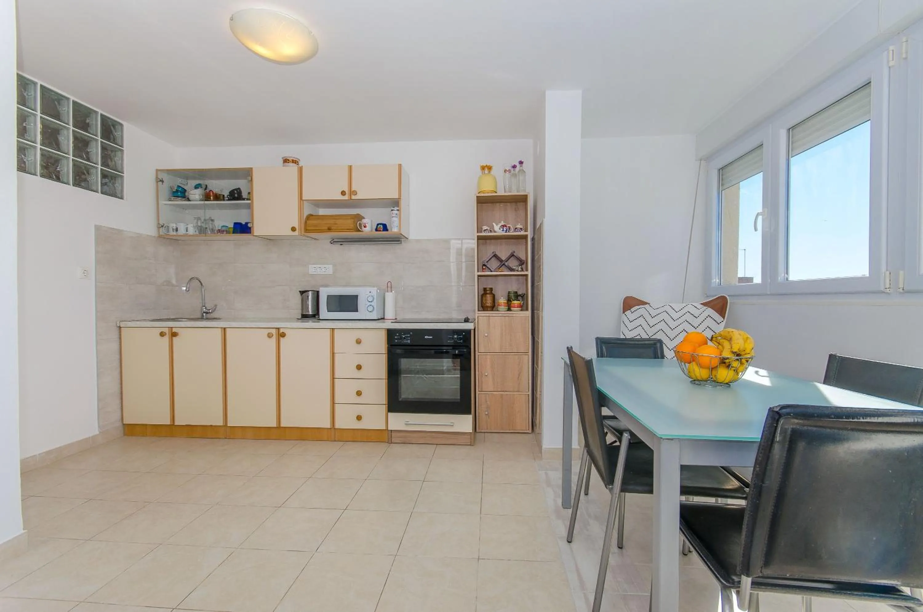 Kitchen or kitchenette in Spacious apartment Neven near center, with two ac units