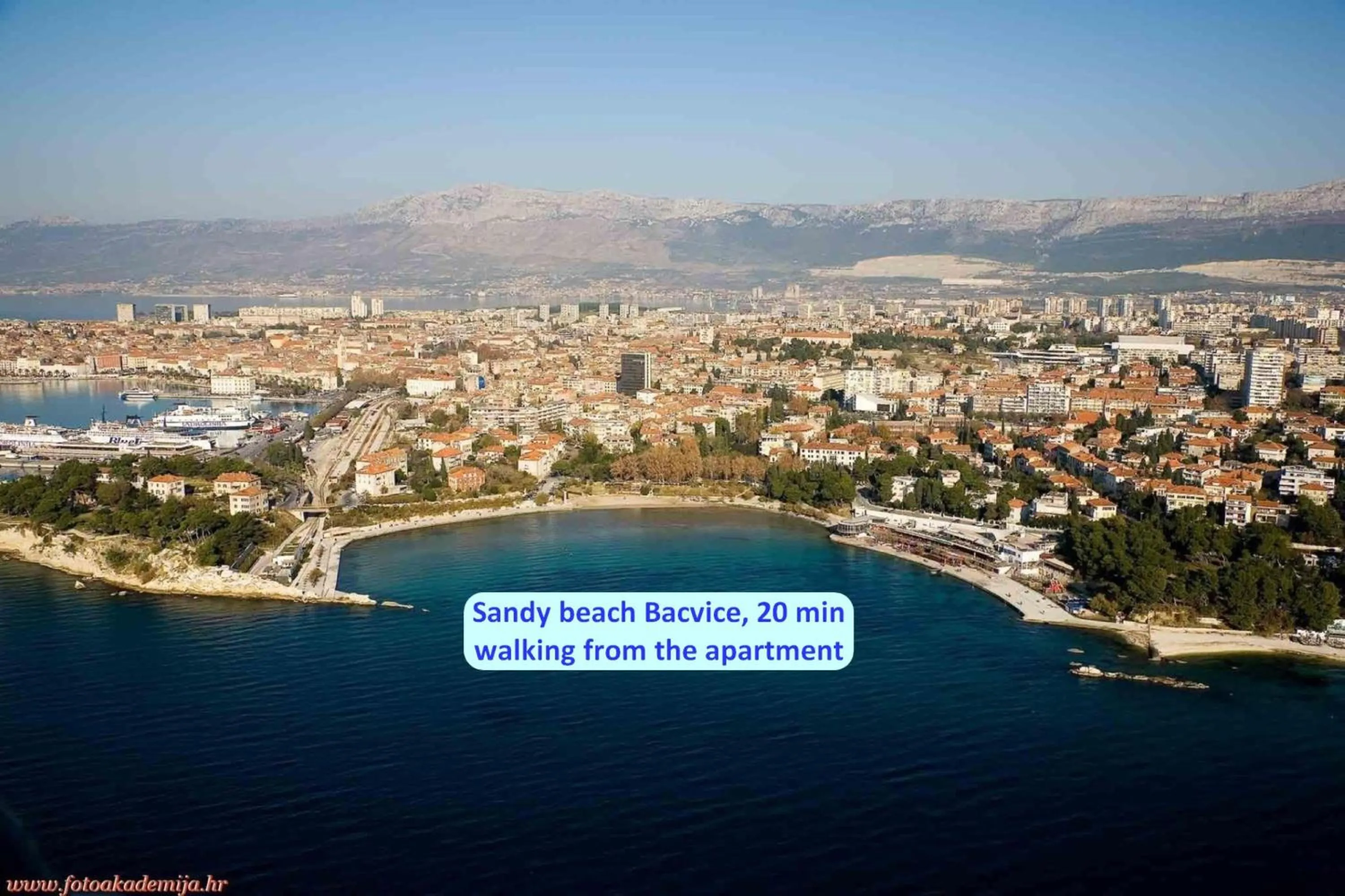 Nearby landmark in Spacious apartment Neven near center, with two ac units