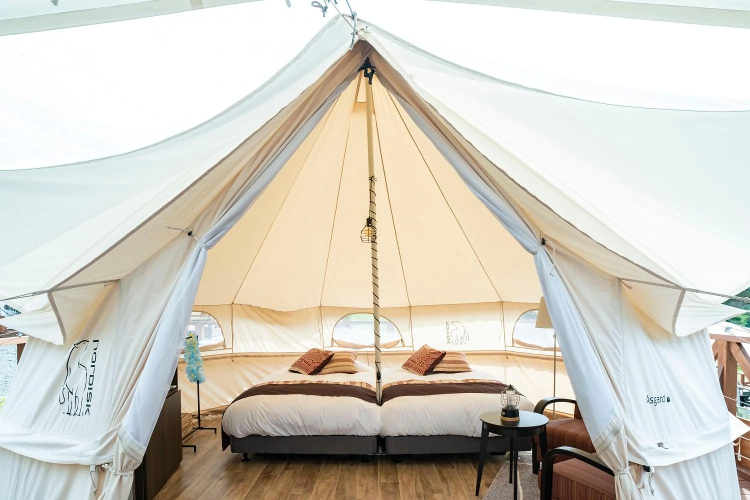 Bed in Hawaiians Glamping Mauna Village