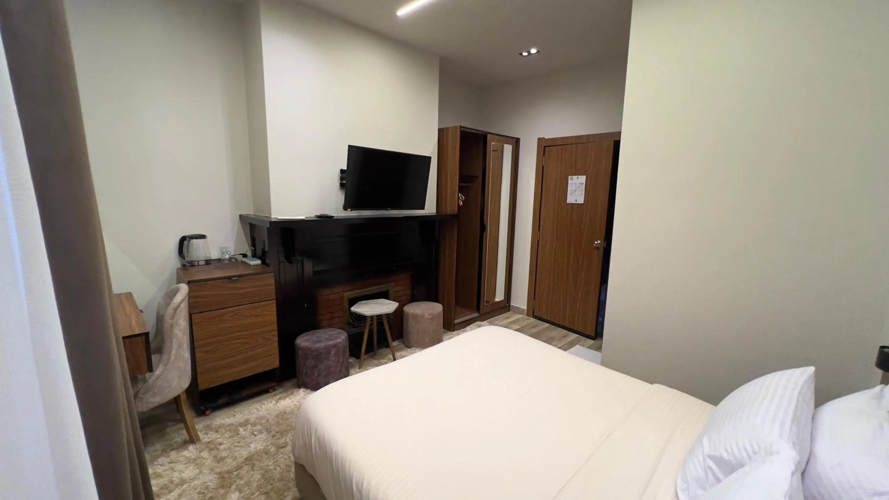 Bed in Italia Hotel Cairo