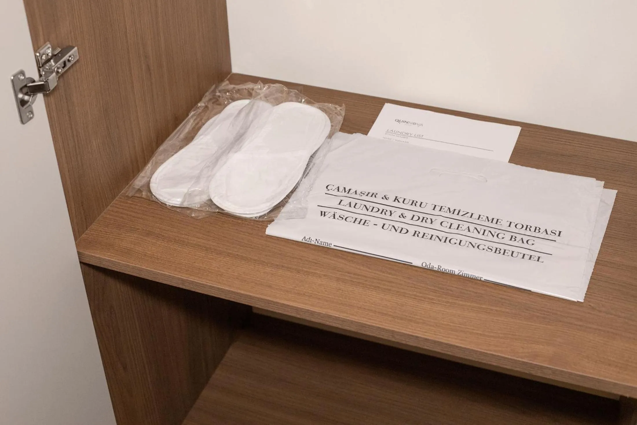 Coffee/tea facilities in Quinnova Hotel