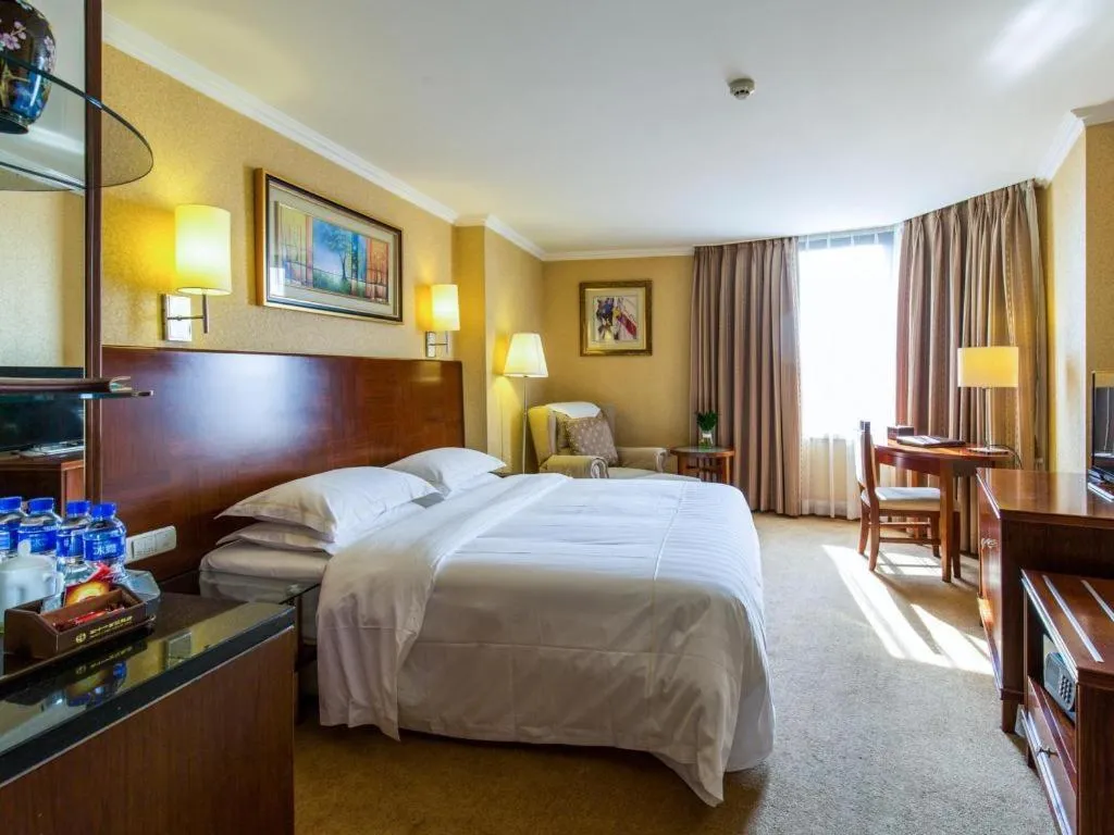 Bed in The Twenty First Century Hotel