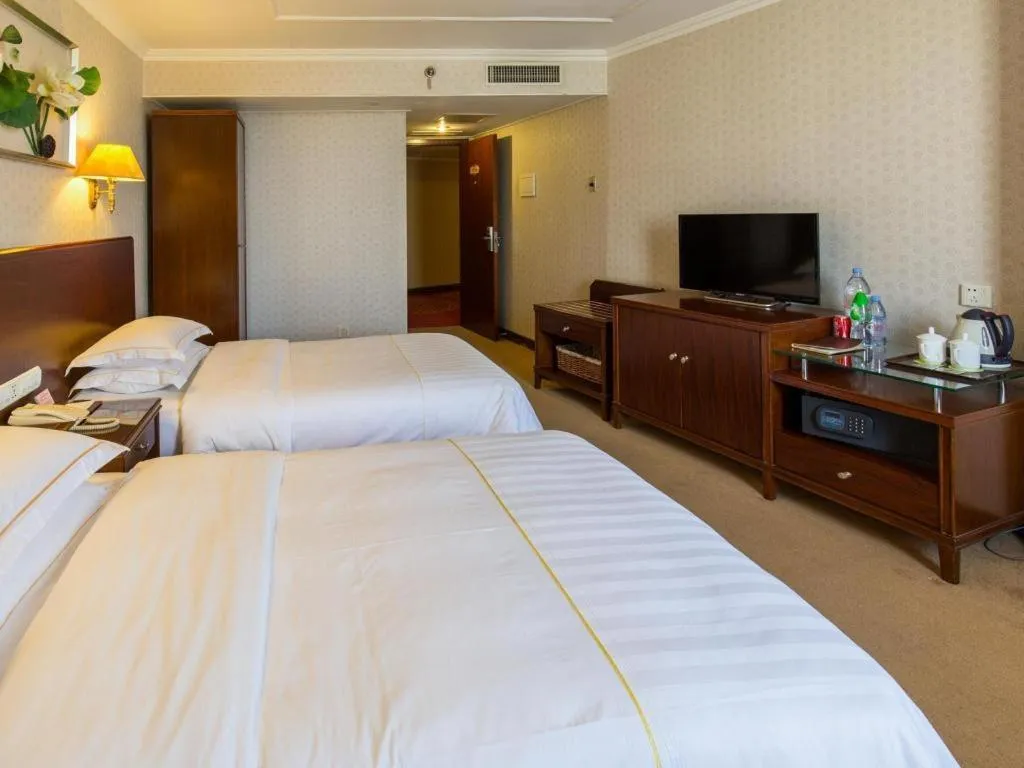 Bed in The Twenty First Century Hotel