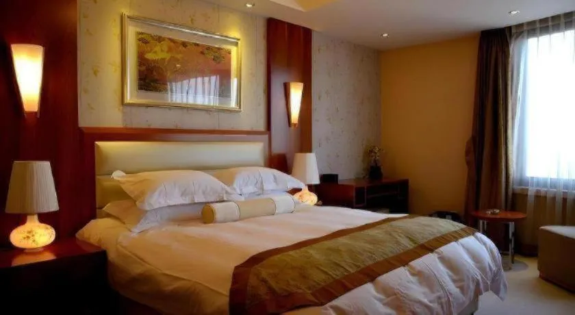 Bed in The Twenty First Century Hotel