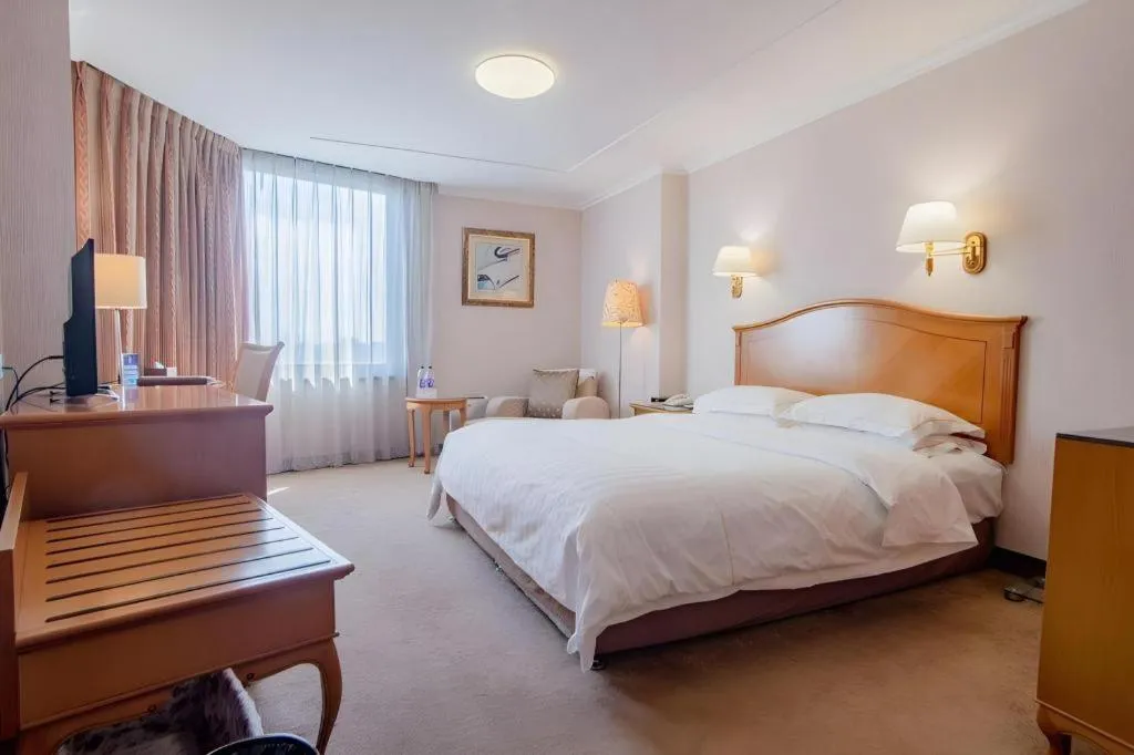 Bed in The Twenty First Century Hotel