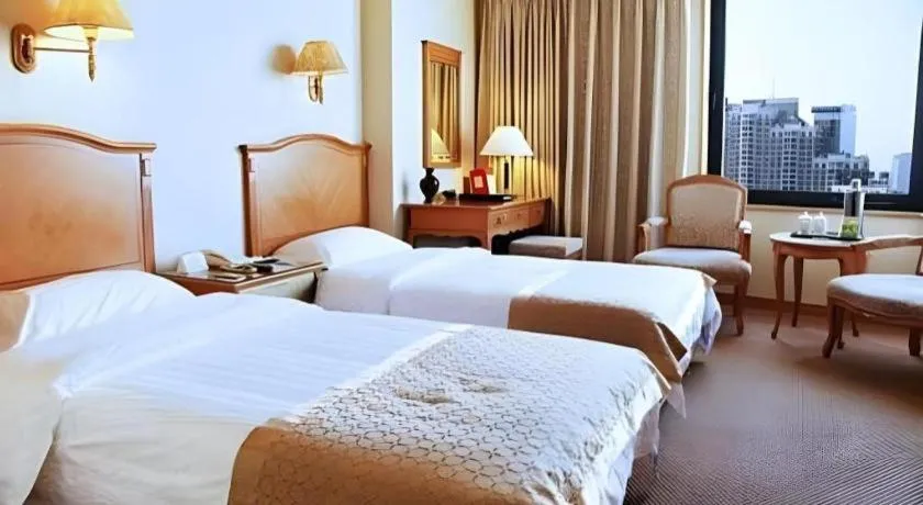 Bed in The Twenty First Century Hotel