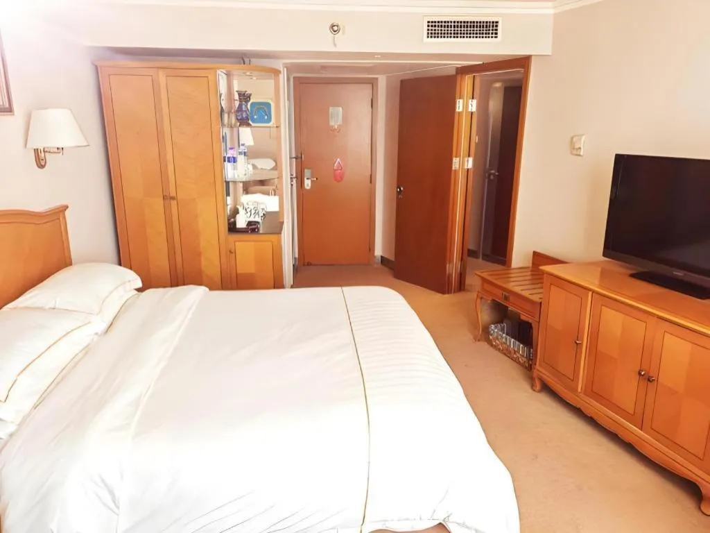 Bed in The Twenty First Century Hotel