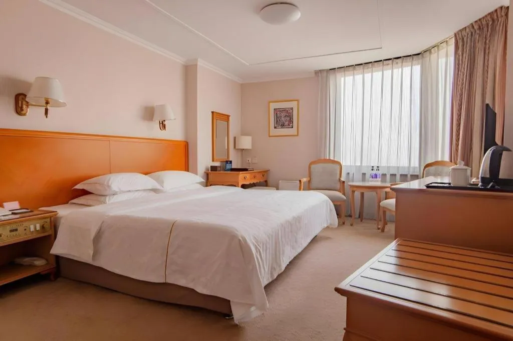 Bed in The Twenty First Century Hotel