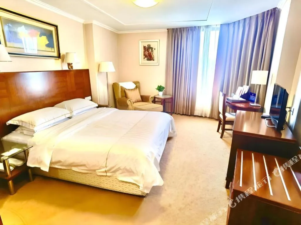 Bed in The Twenty First Century Hotel