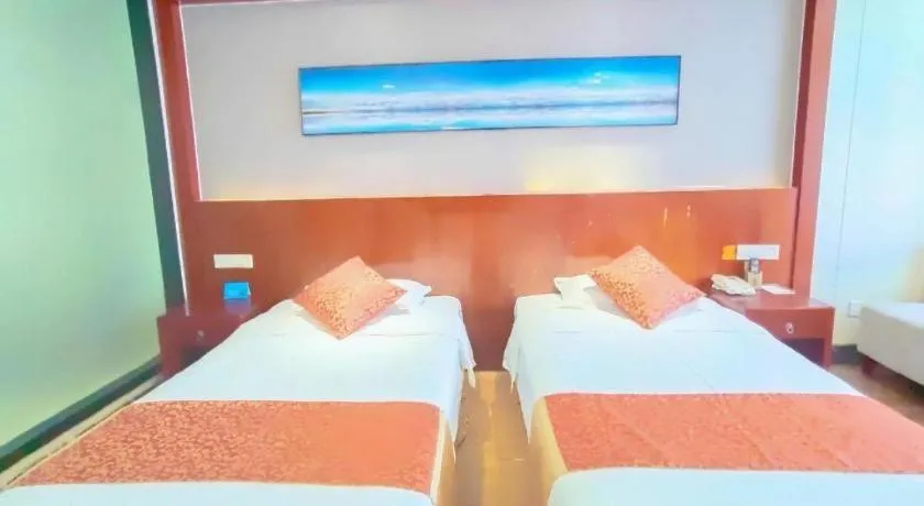 Bed in Sanya Yellow River Kyoto Hotel