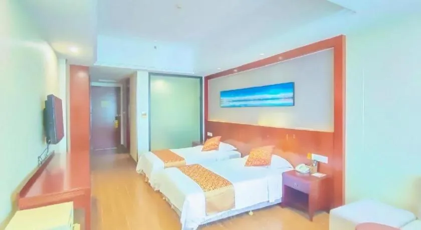 Bed in Sanya Yellow River Kyoto Hotel