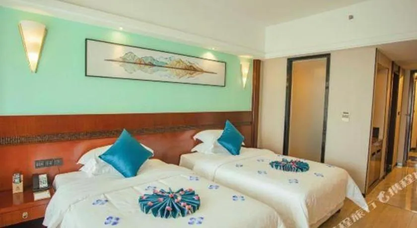 Bed in Sanya Yellow River Kyoto Hotel