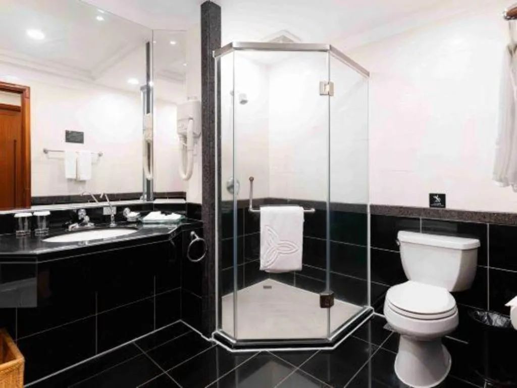 Gladden Hotel Shilong