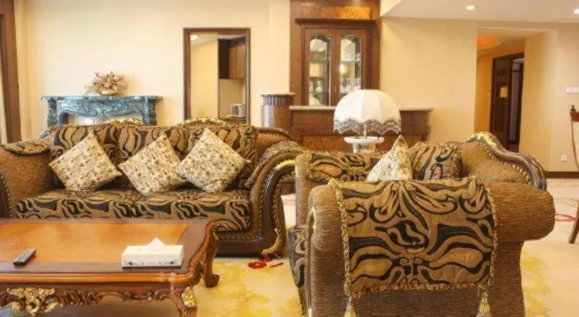 Gladden Hotel Shilong