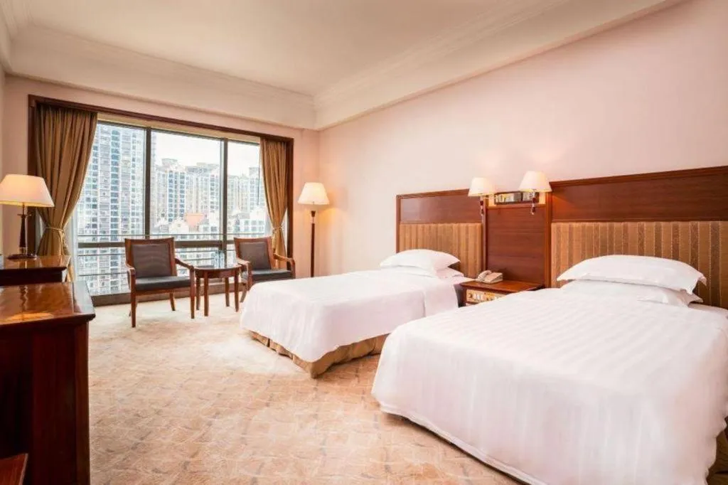 Bed in Gladden Hotel Shilong