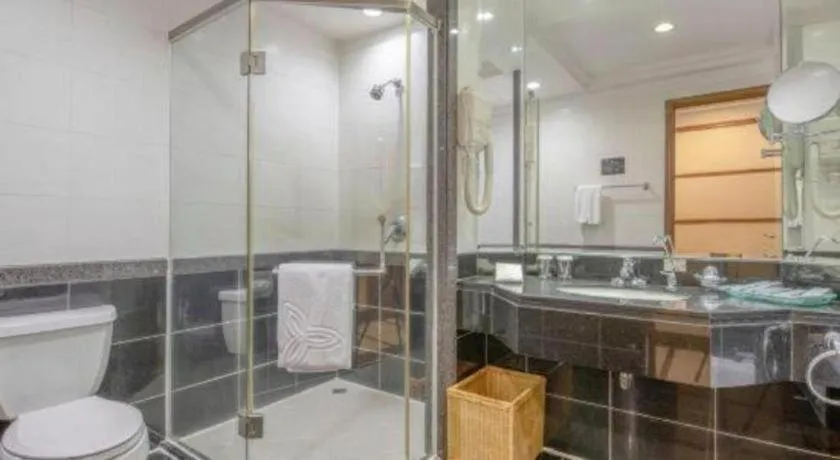 Gladden Hotel Shilong