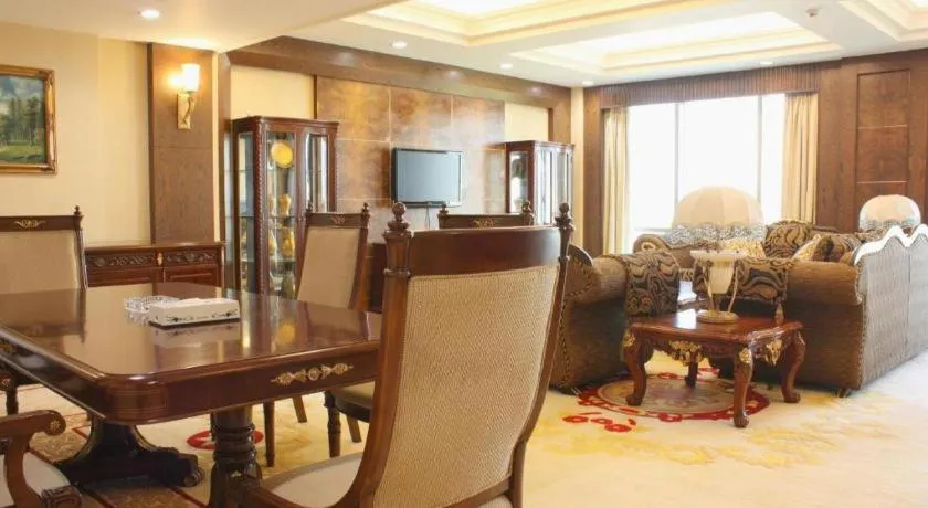 Gladden Hotel Shilong