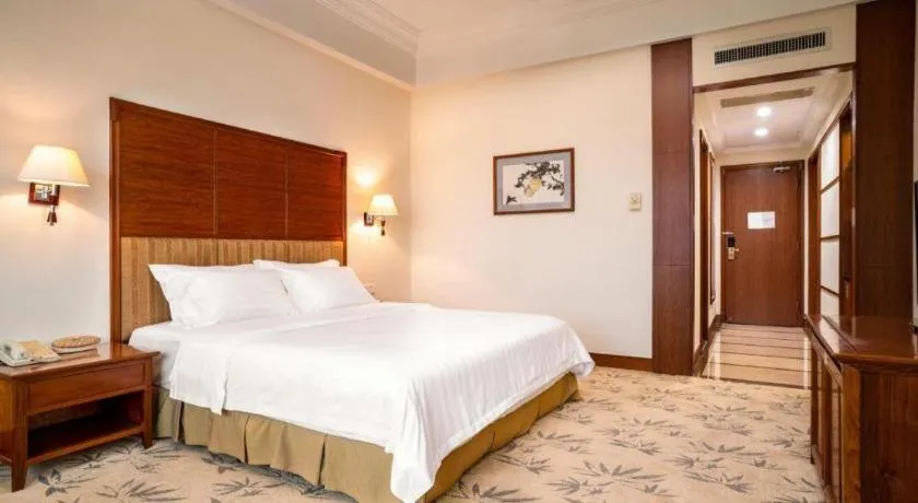 Bed in Gladden Hotel Shilong