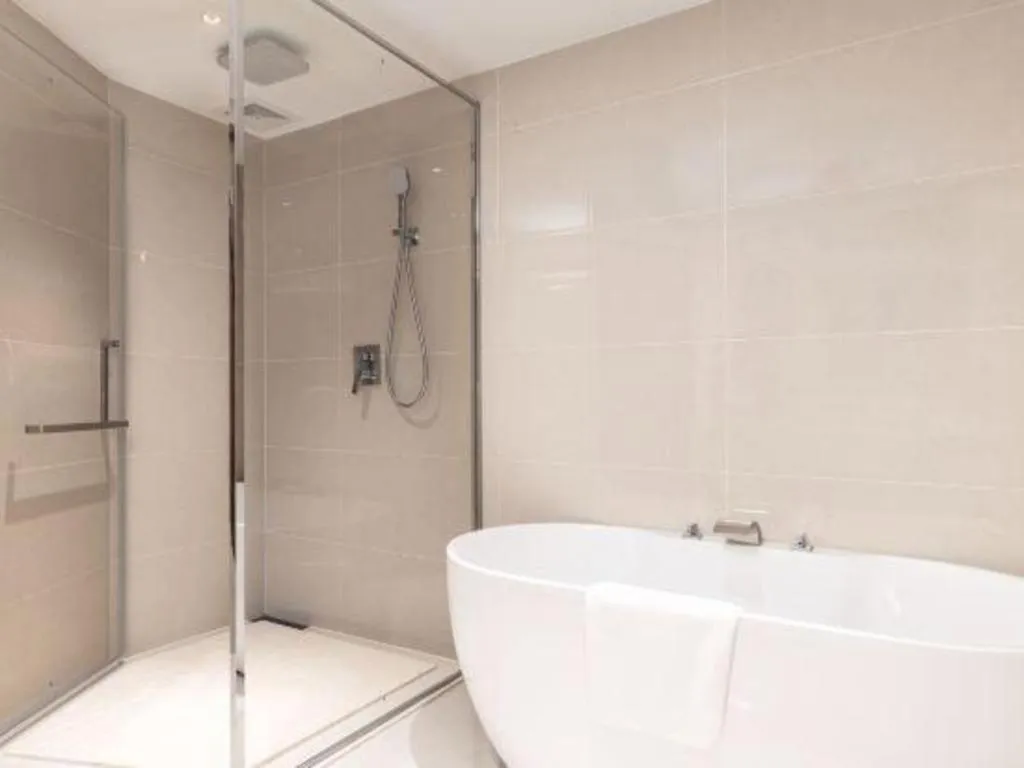 Gladden Hotel Shilong