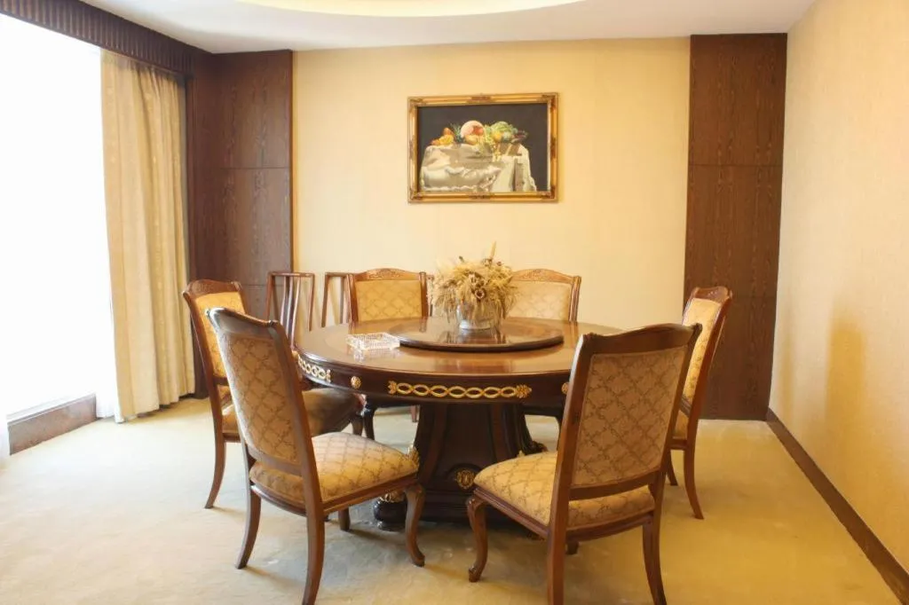 Gladden Hotel Shilong