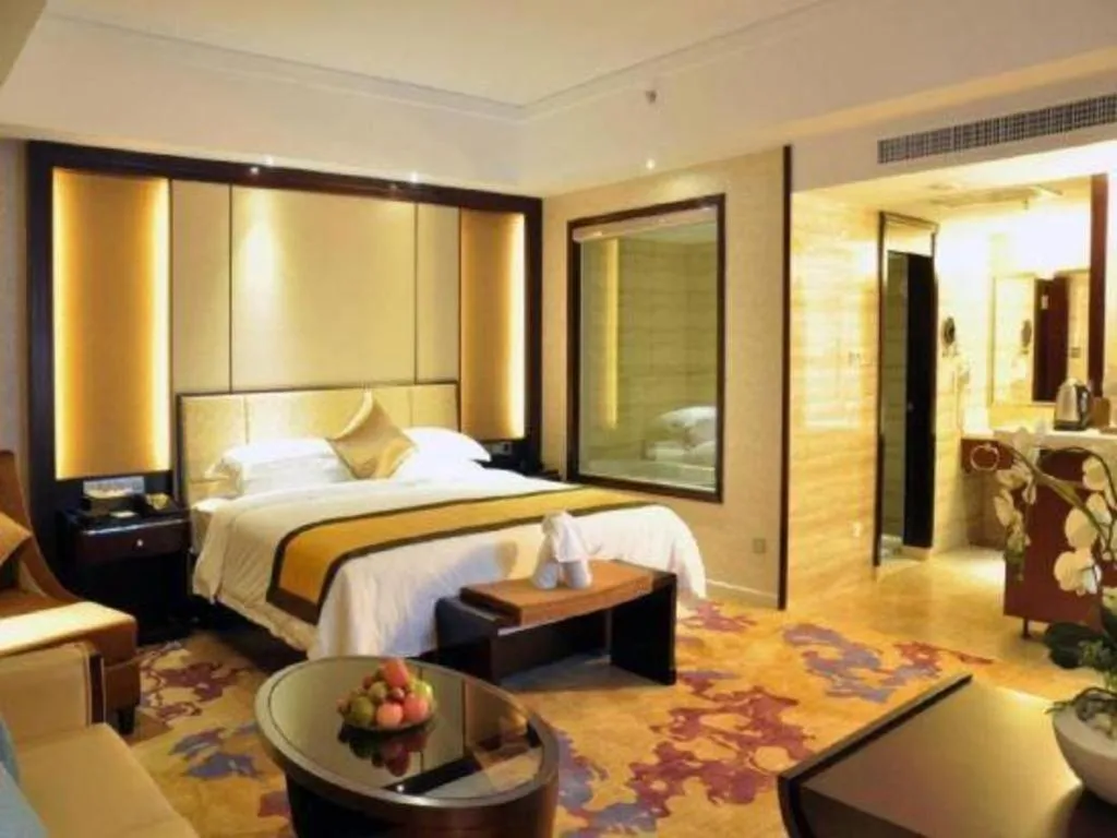 Bed in Haikou Conifer Garden Hotel