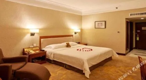 Fangzhong Holiday Hotel