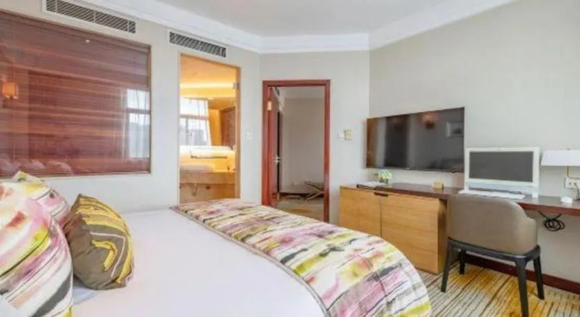 Bed in Langshan Hotel Shenzhen