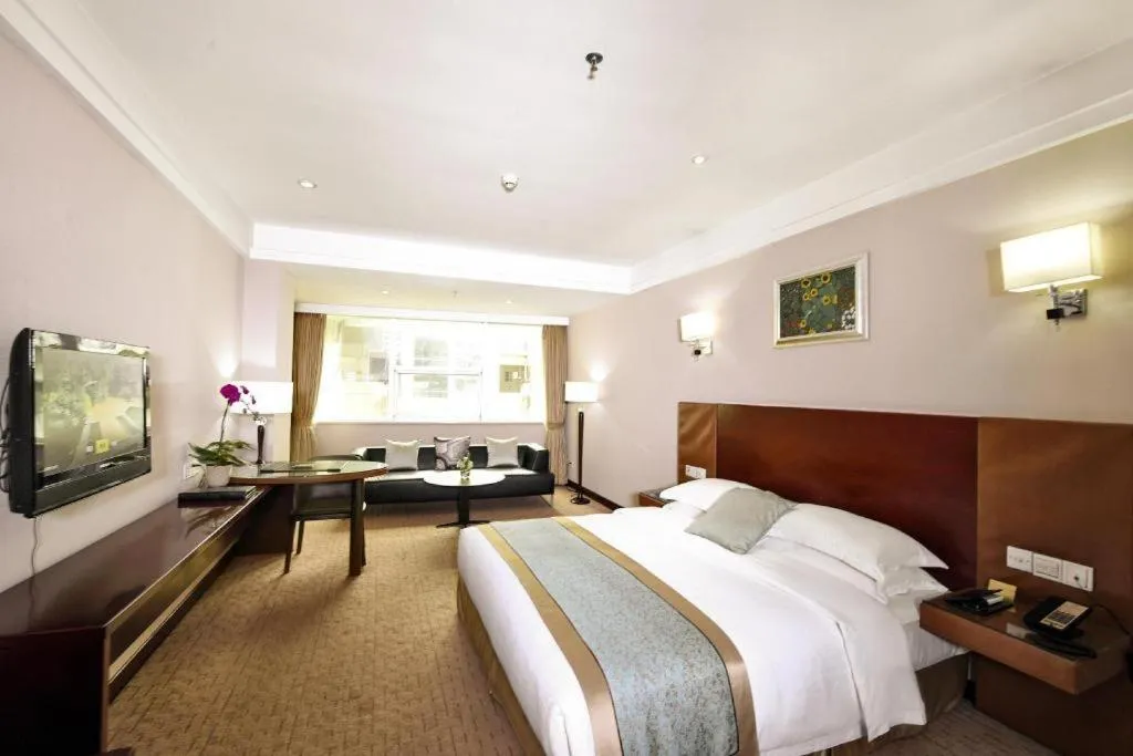 Bed in Langshan Hotel Shenzhen