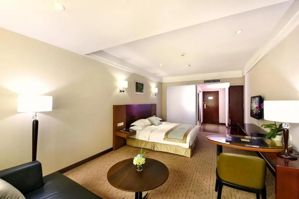 Bed in Langshan Hotel Shenzhen