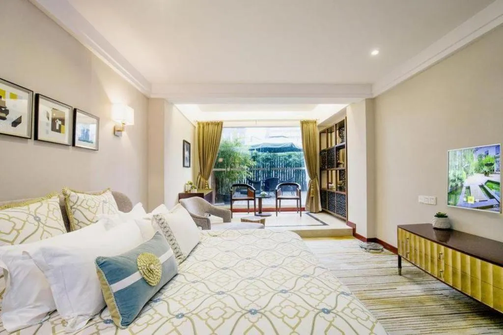 Bed in Langshan Hotel Shenzhen