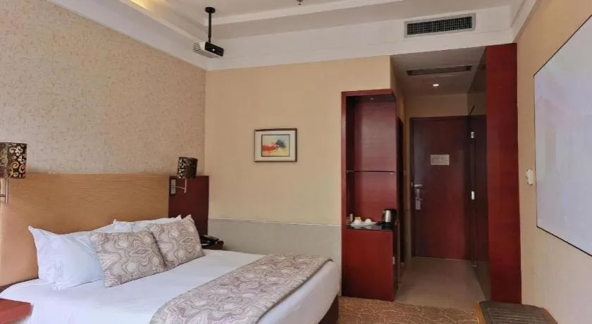 Bed in Langshan Hotel Shenzhen