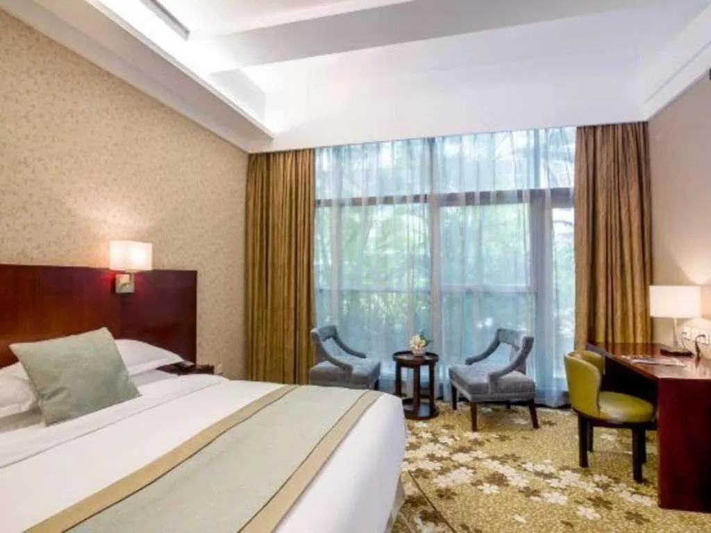 Bed in Langshan Hotel Shenzhen
