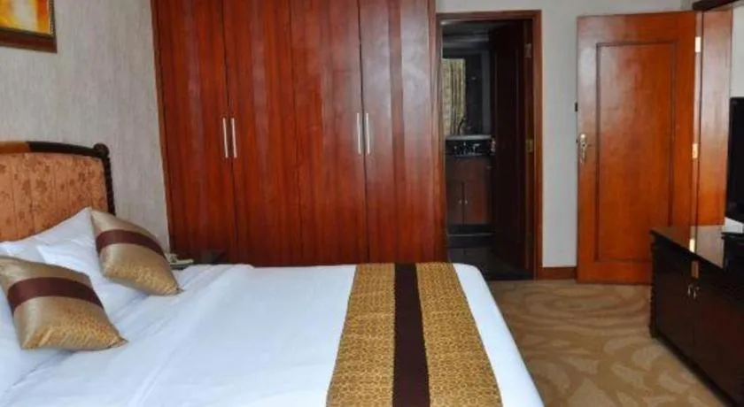 Bed in Chongqing Sunshine Continental Grand Hotel