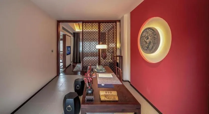 Grand House Chongqing Dazu Rock Carvings