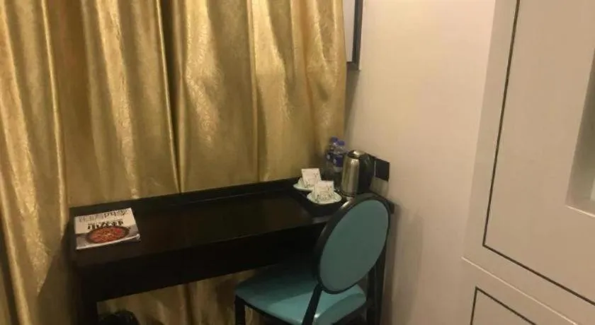 Xana Lite Beijing West Station Branch