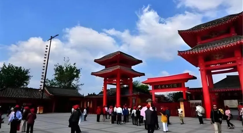 James Joyce Coffetel·Kaifeng Drum Tower