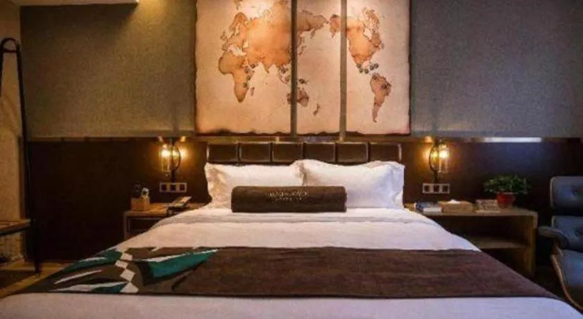 Bed in James Joyce Coffetel·Kaifeng Drum Tower