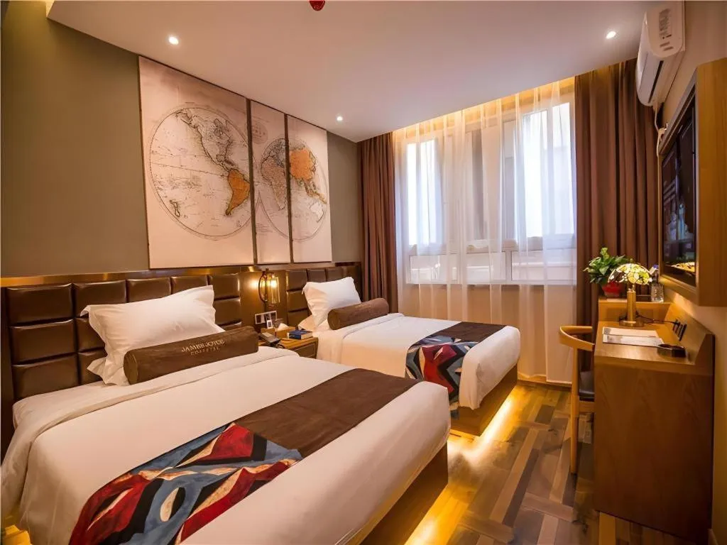 Bed in James Joyce Coffetel·Kaifeng Drum Tower