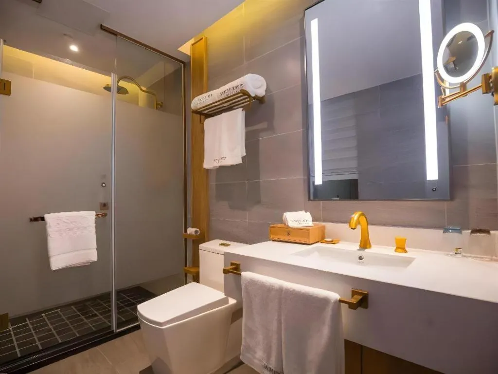 James Joyce Coffetel·Kaifeng Drum Tower