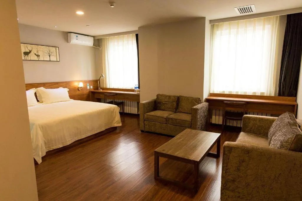 Bed in Jinjiang Inn Style Tianjin Wuqing Traditional Chinese Medical Hospital