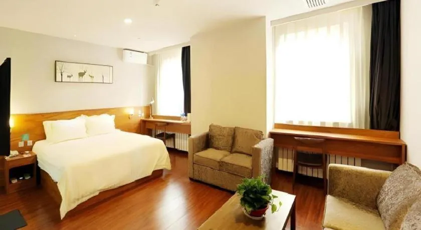 Bed in Jinjiang Inn Style Tianjin Wuqing Traditional Chinese Medical Hospital