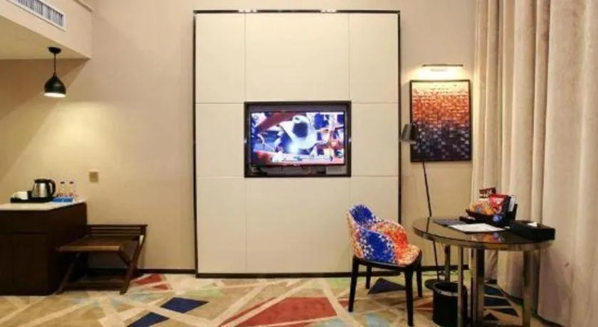 Zmax Changzhi Bayi Square